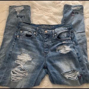 EMBROIDERED American Eagle Vintage Distressed Jean